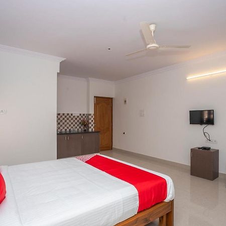 Oyo 27839 Manyata Residency Hotel Bangalore Buitenkant foto