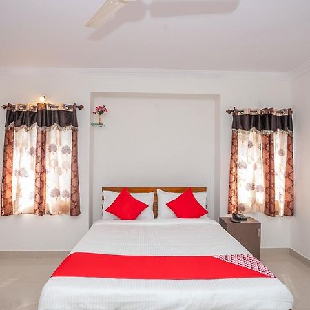 Oyo 27839 Manyata Residency Hotel Bangalore Buitenkant foto
