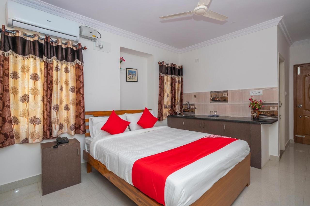 Oyo 27839 Manyata Residency Hotel Bangalore Buitenkant foto