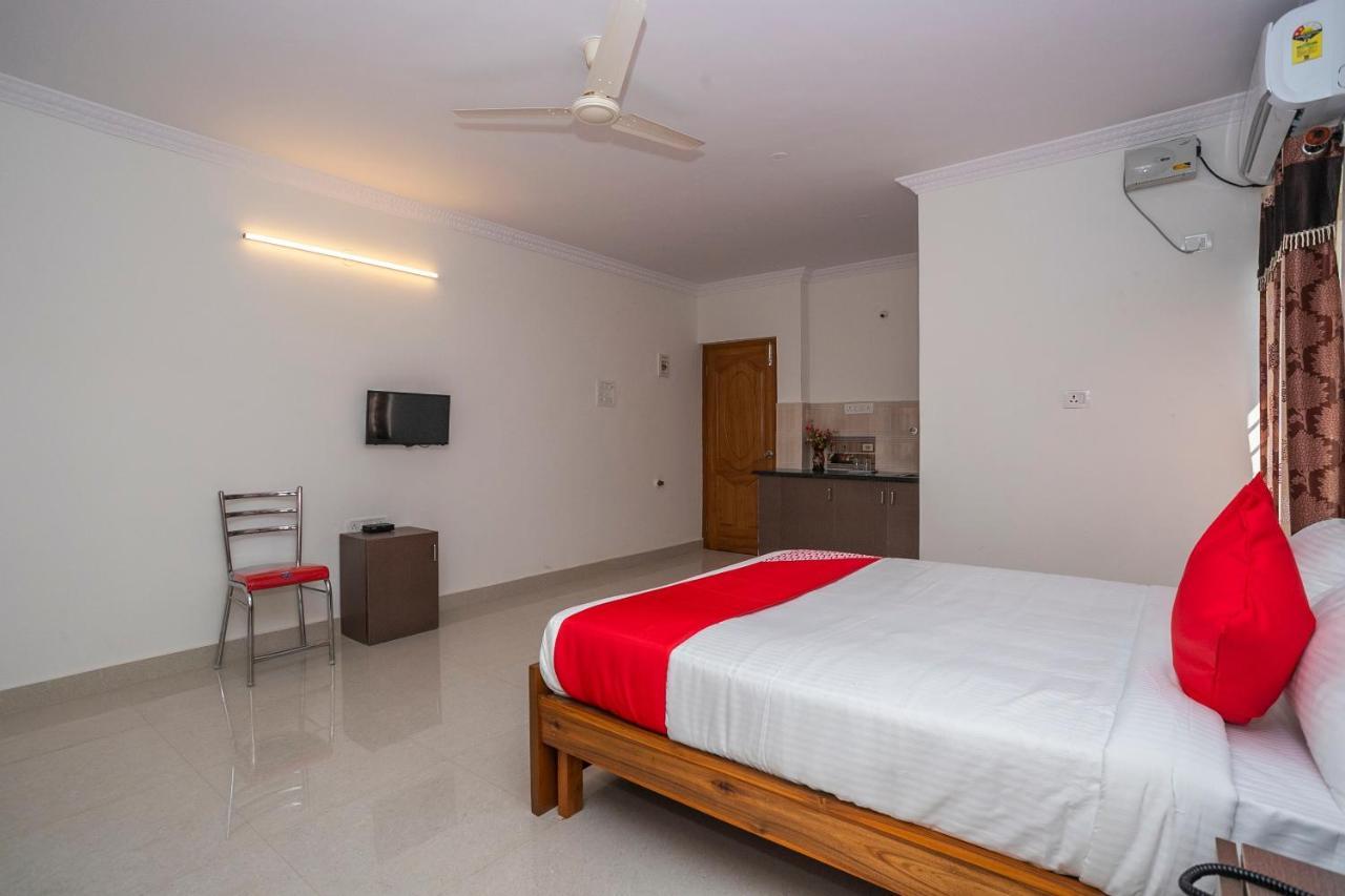 Oyo 27839 Manyata Residency Hotel Bangalore Buitenkant foto